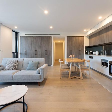 Luxury 3 Bedroom Apartment In Ryde シドニー エクステリア 写真