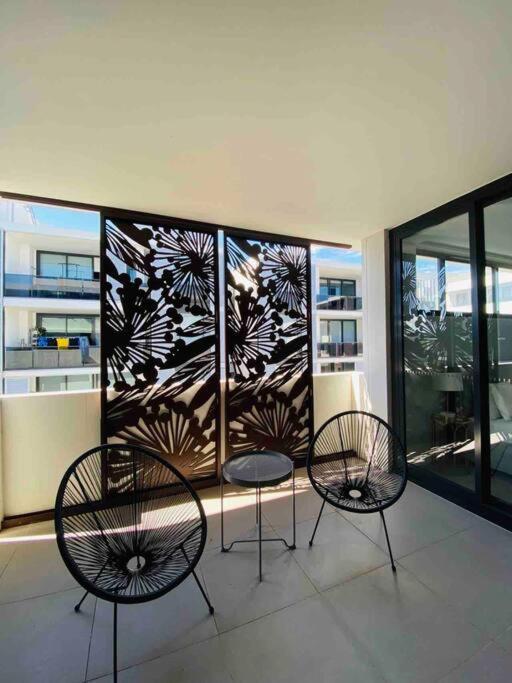 Luxury 3 Bedroom Apartment In Ryde シドニー エクステリア 写真